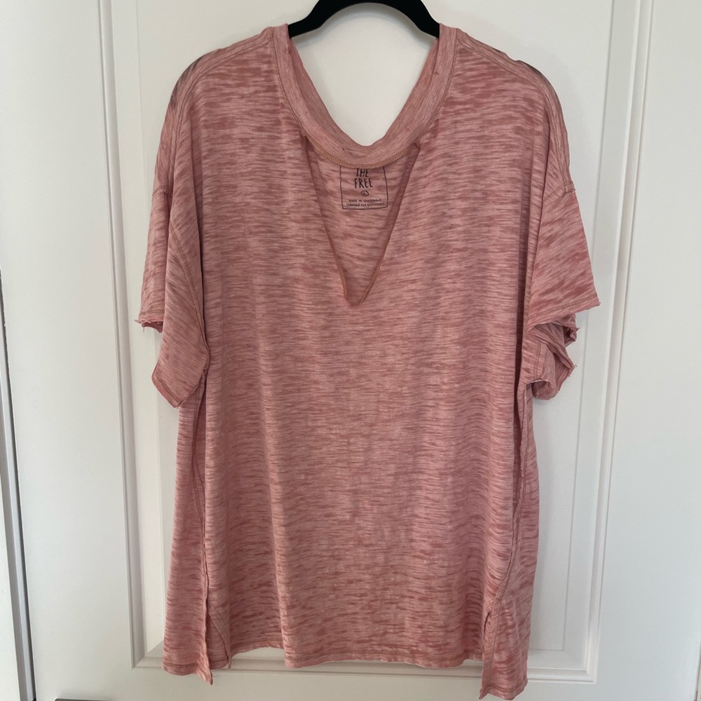 FREE PEOPLE BURNOUT DISTRESSED TEE SIZE LARGE